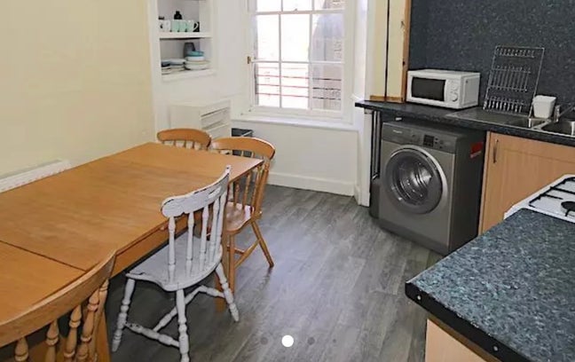 Central and spacious flat in Edinburgh  Main Photo