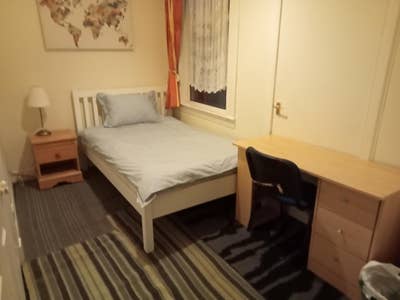Double room Gorgie, handy for Uni and city centre  Main Photo