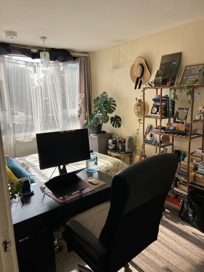 Double room available in East Greenwich Main Photo