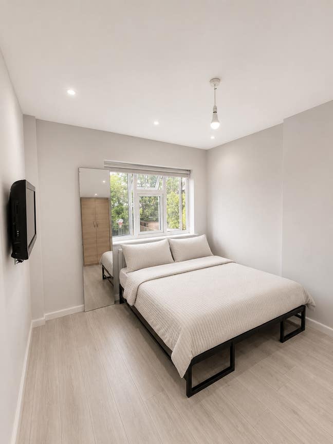 Tottenham Large Double Room|1 person |0 Deposit  Main Photo