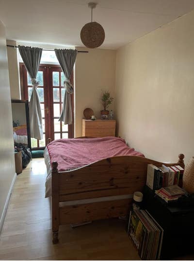 Double room available immediately Stamford Hill Main Photo