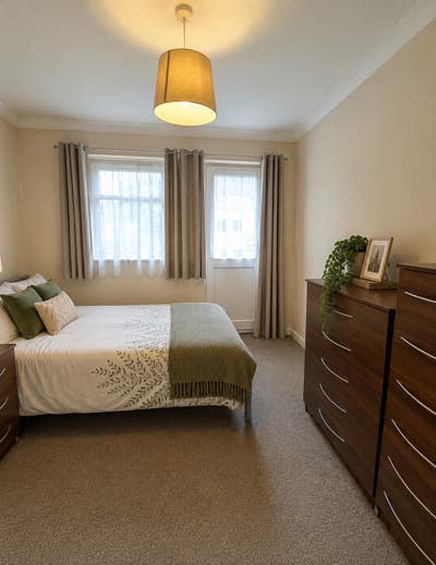 Double room | Bills incl | Deposit Options* Main Photo