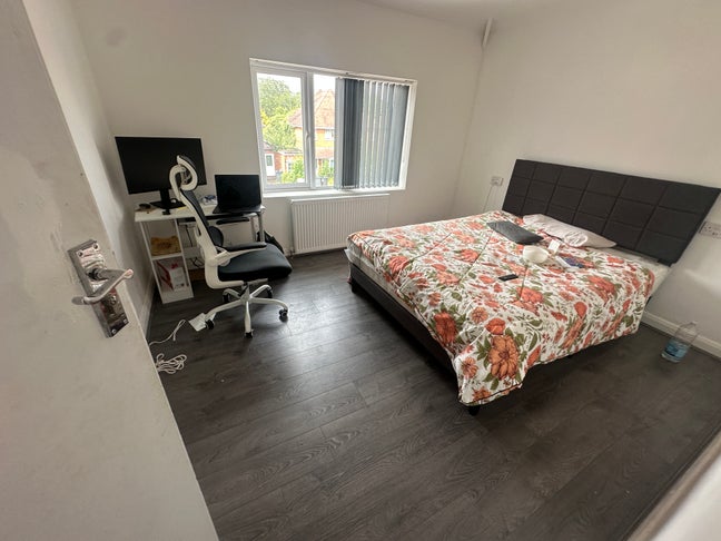 Double room available for rent in Selly Oak Main Photo