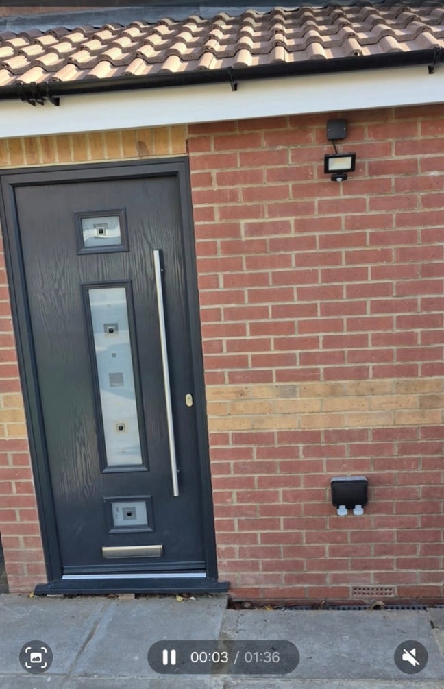One bedroom flat to rent bills included (one room) Main Photo