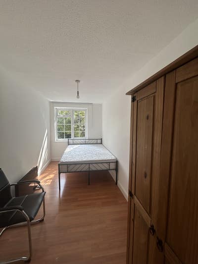 Single room with double bed  Main Photo