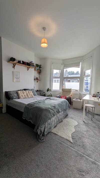 Spacious Double Room in Quiet House - Leyton Main Photo