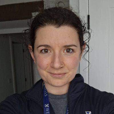 34/F - I am moving to Sunderland in a few mon... Main Photo