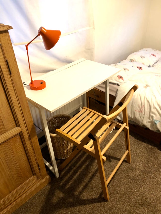 Sunny SHORT LET room/central/near seafront  Main Photo