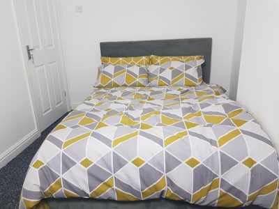 NO DEPOSIT - Spacious Double Room in Smethwick  Main Photo