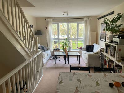 Room in Cozy House Share by Victoria Park Main Photo