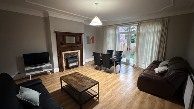 Modern 5-Bed Home in the Heart of Chorlton Main Photo