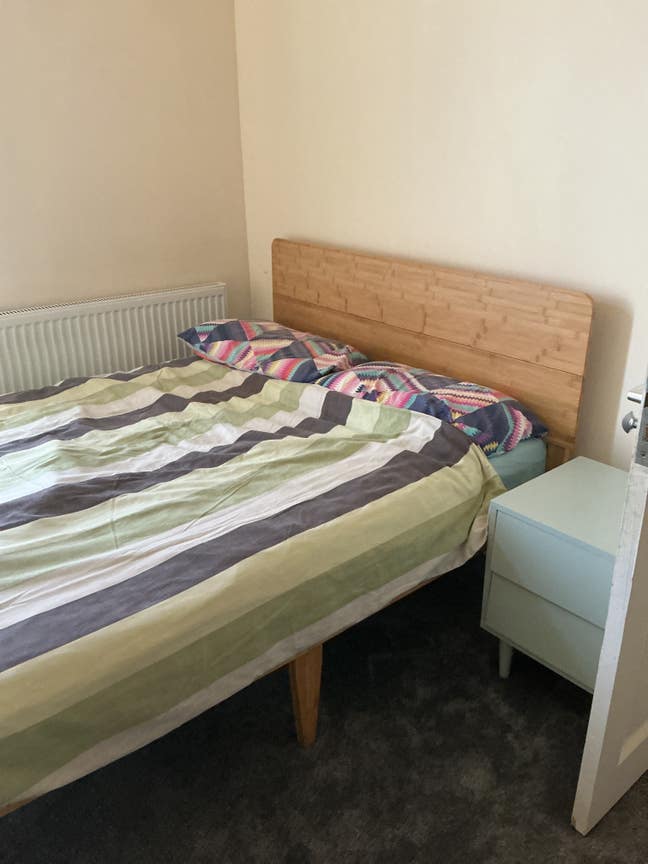 Spare room to rent  Main Photo