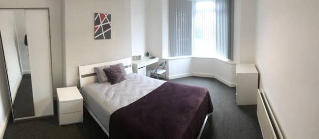 Superb Double Room 🧡 Huge Kitchen! 🏠 Main Photo