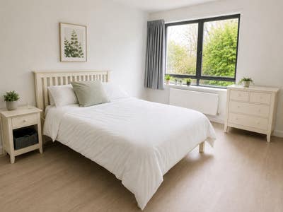 🍉 Large Double & Ensuite Room | East Putney Main Photo