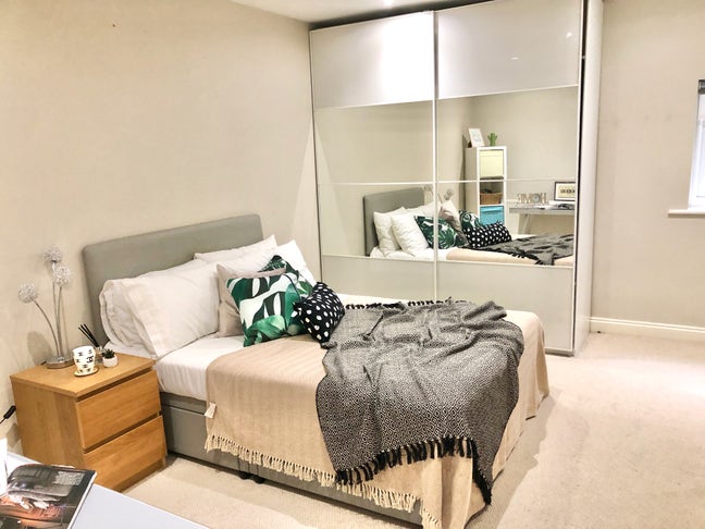 Looking for a Summer Retreat? 💚 We Can Help 📞
 Main Photo