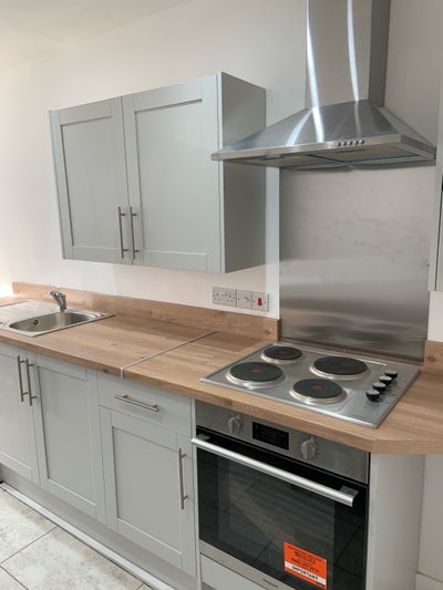 1 Bed Flat, Cricket Road, OX4  Main Photo