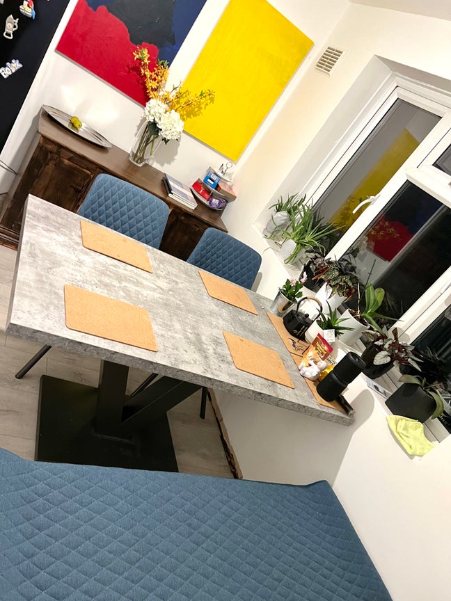 Large Double Room - In a Newly Renovated Property  Main Photo
