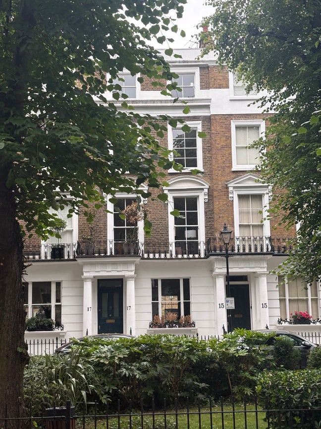 Gorgeous 1 bed flat in Notting Hill with balcony Main Photo