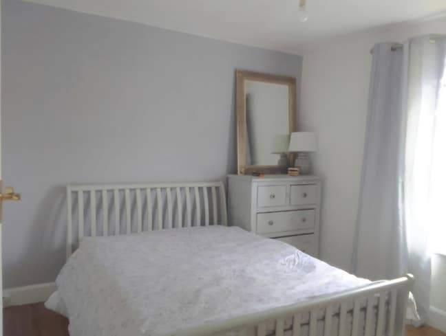 Lovely double room available in town centre locati Main Photo