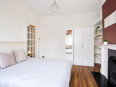 Beautiful double at Fulham Main Photo