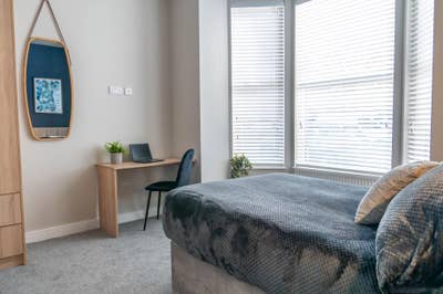 ✨ Modern En-Suites & Studios | NG5  Main Photo