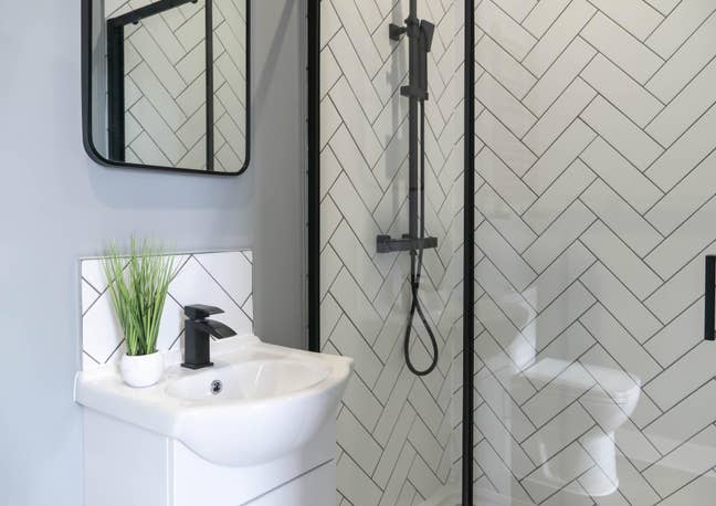 ✨ Modern En-Suites & Studios | NG5  Main Photo