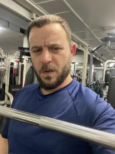 43 year old Male seeks a single or double room Main Photo