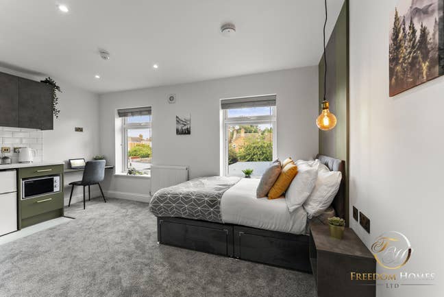 🤩 Spectacular HMO in Park Street - PE1  Main Photo