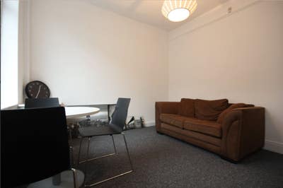 Double Bed in Salford Main Photo