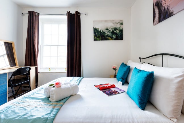 🌿 Highbury Hotspot – Room Available 27Th July 🌿 Main Photo
