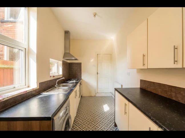 3 bed  house  Main Photo