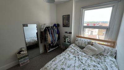 Room for Rent Main Photo