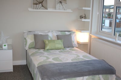 Welcome to Your New Home - Large Double En-Suite Main Photo