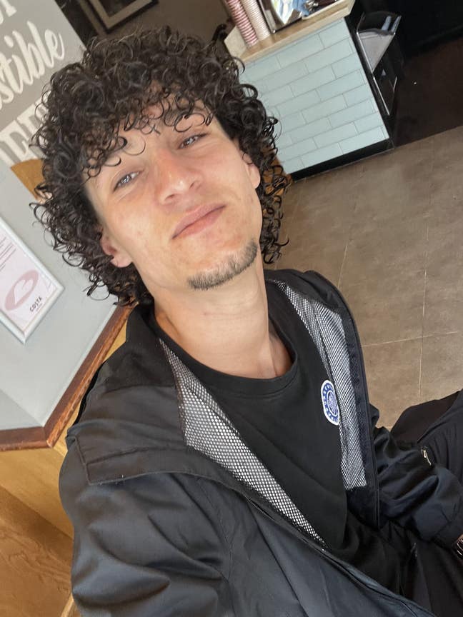 24 year old Male seeks a single or double room Main Photo