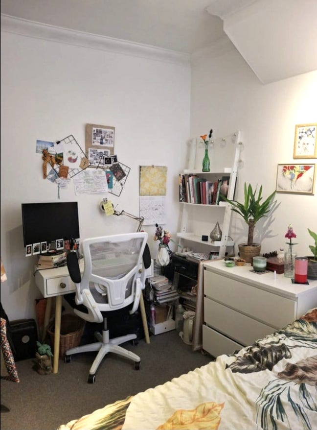 Nice Room Available in a Great Location  Main Photo