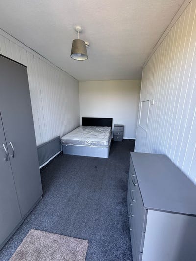 Furnished Double Room Main Photo
