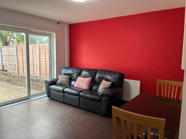 Female only house  Main Photo