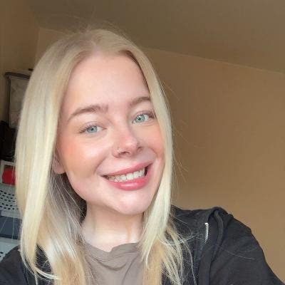 Student Female seeks a double room Main Photo