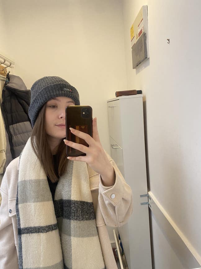 Looking for a rooom! Main Photo