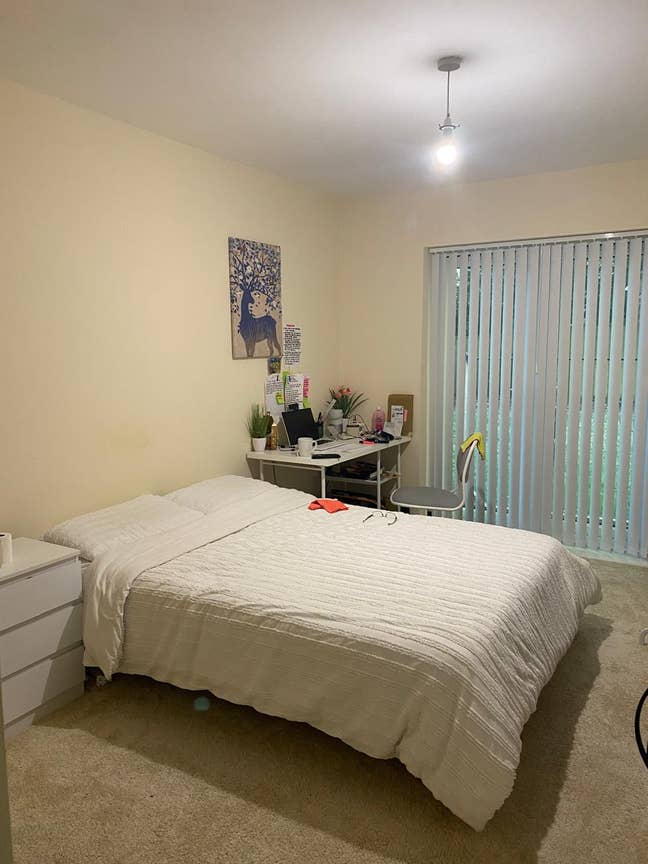 En-Suite close to Manchester airport to let. Main Photo