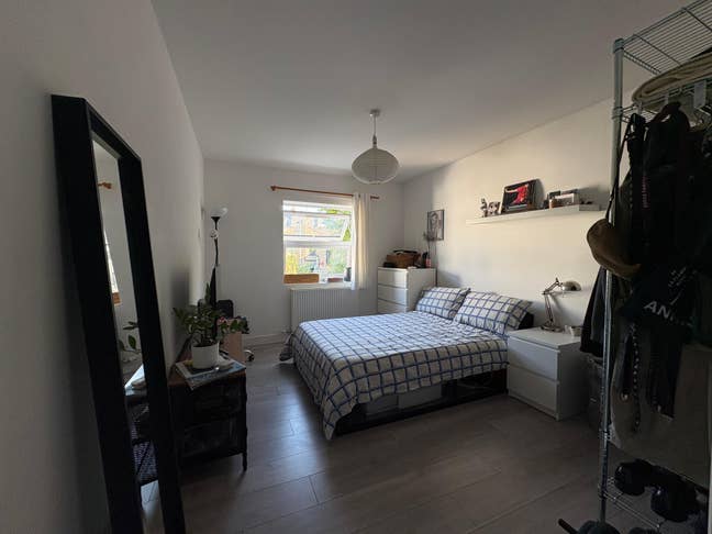 Unfurnished double room in Stokey Main Photo