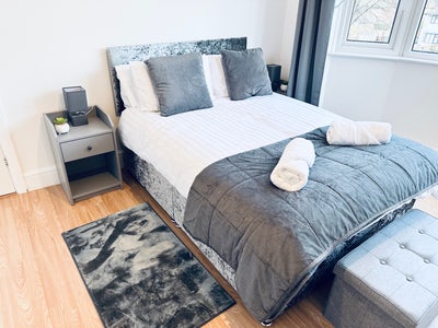 Beautiful Shared Property Available in Nottingham  Main Photo