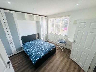 ✨ 🛏️ Ensuite Room to Let in- Kensal Rise  Main Photo
