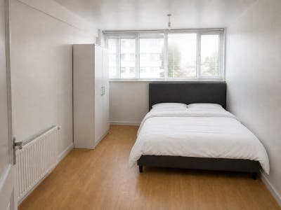 ⭐Canning Town • rooms with new furniture  Main Photo