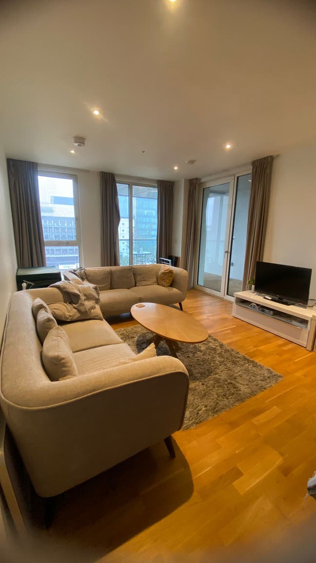 Room in 3Bed Flat - Olympic Village (Zero deposit) Main Photo