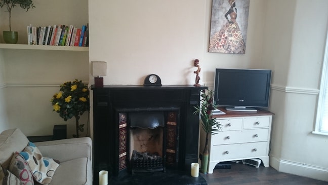 2 Bed Semi-Detached House, Devon Road, BS5 Main Photo