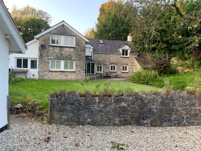 Double room with ensuite in beautiful house.  Main Photo