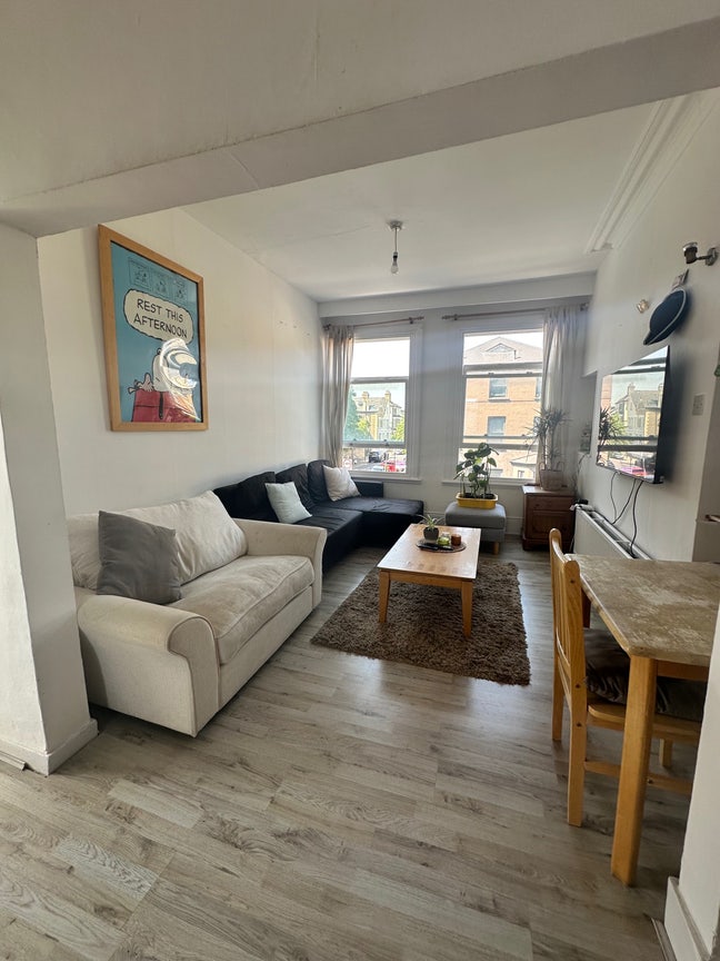 Double room in Tooting available July Main Photo