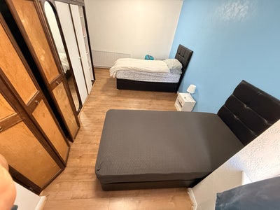 Room in a Shared house  Main Photo