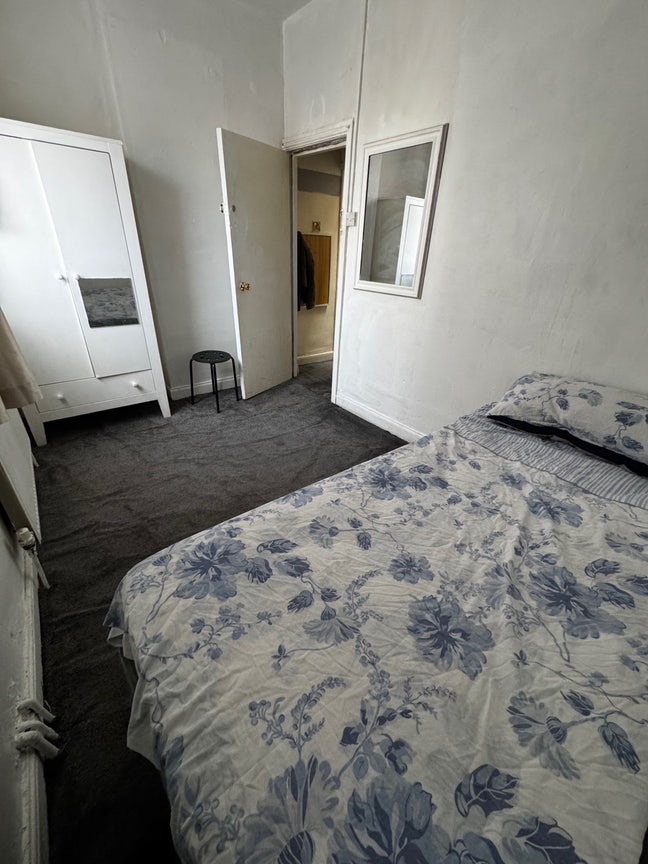 Room in a Shared House, Students Only  Main Photo